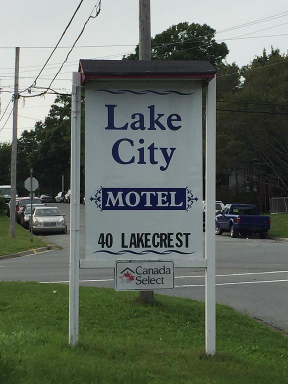 Lake City Motel Dartmouth Ngoại thất bức ảnh
